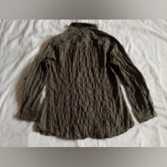 Dark Green Unique Spectrum - Picture 2 of 4